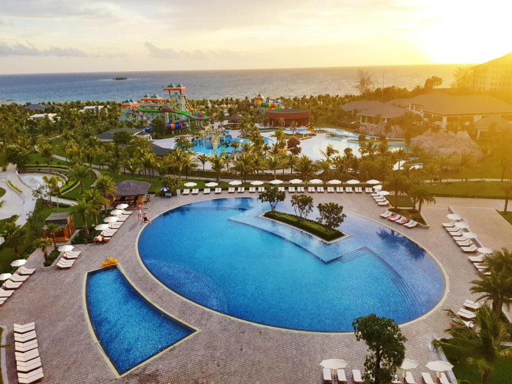 VinOasis Phu Quoc (Unlimited Access to Water Park)