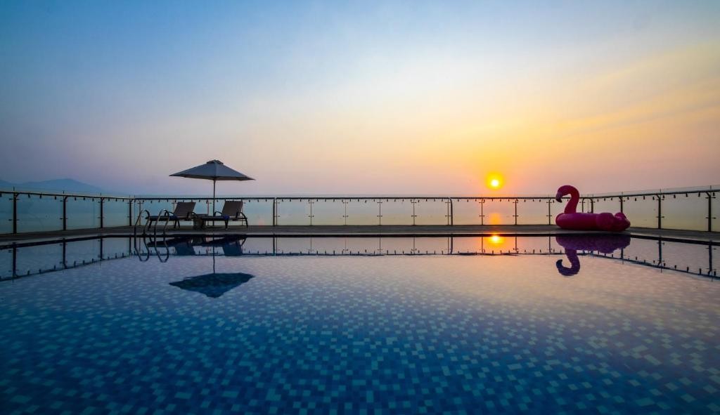 Serene Beach Danang Hotel