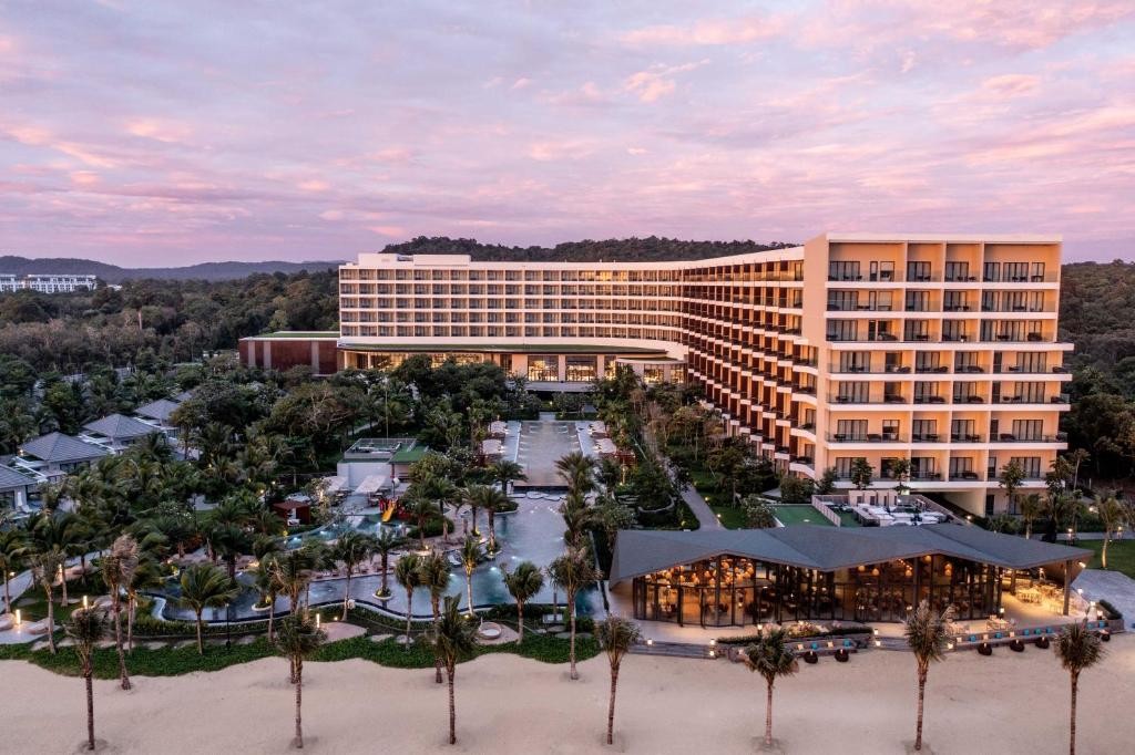 Crowne Plaza Phu Quoc Starbay, an IHG Hotel